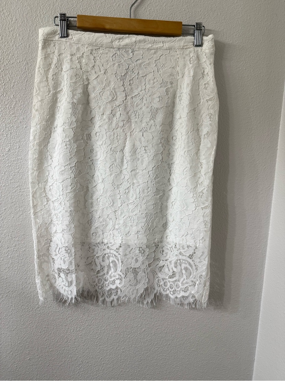 Hayden Los Angeles White Floral Lace Pencil Midi Skirt with Scalloped Hem, Large - Picture 2 of 5
